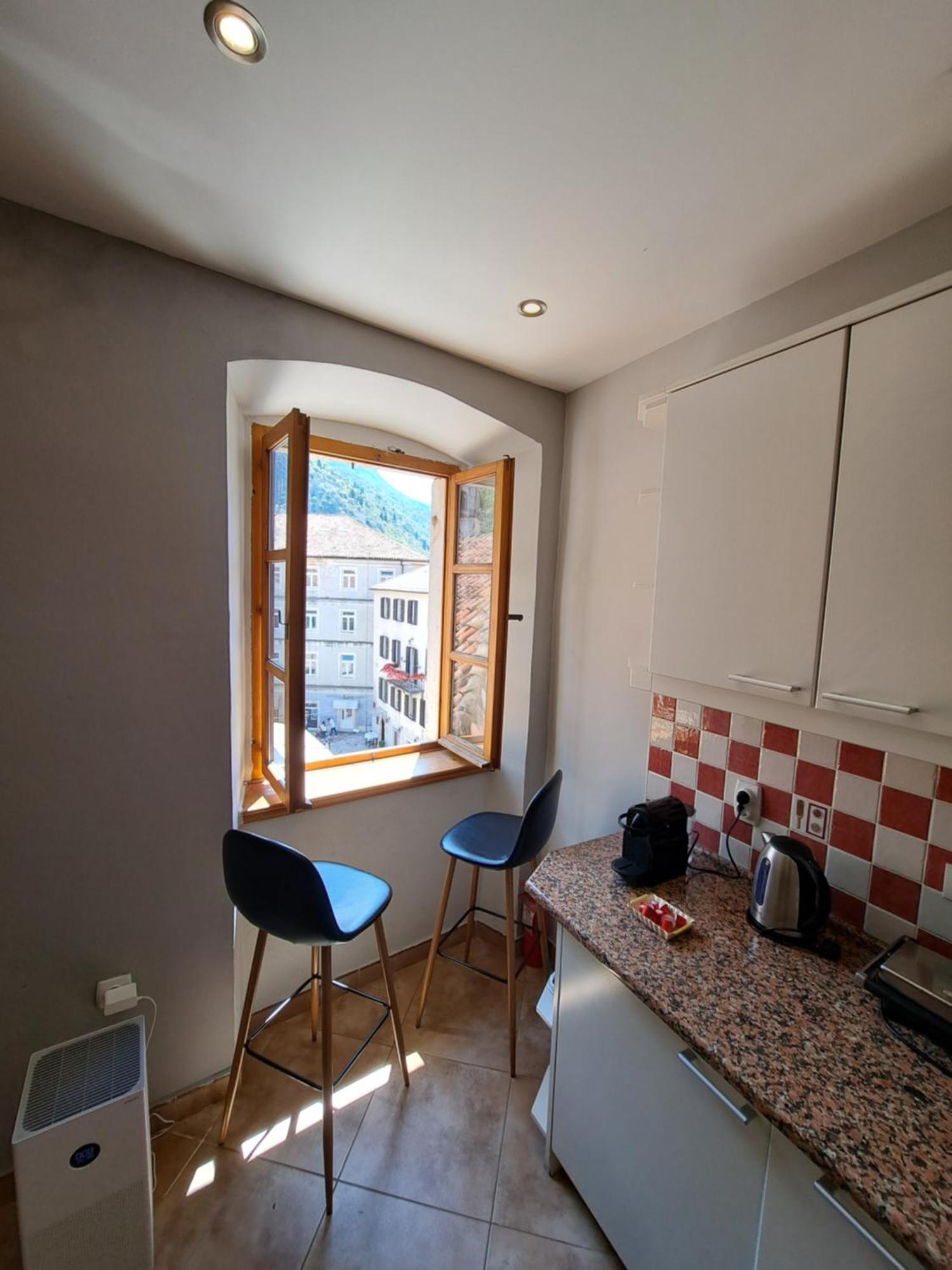 Cozy 2 Bedroom Apartment In Antique Bizanti Palace 科托尔 外观 照片